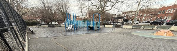 SARSFIELD PLAYGROUND WAR MEMORIAL