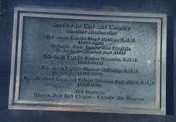 SERVICE TO GOD AND COUNTRY WAR MEMORIAL FLAGPOLE PLAQUE