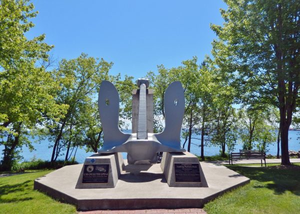 USS DULUTH LPD-6 WAR MEMORIAL ANCHOR