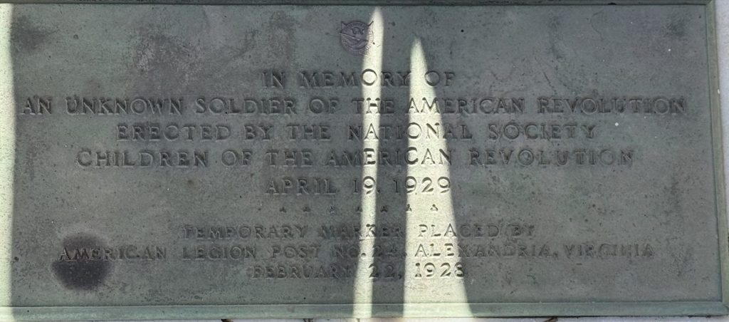 UNKNOWN SOLDIERS OF THE AMERICAN REVOLUTION MEMORIAL PLAQUE