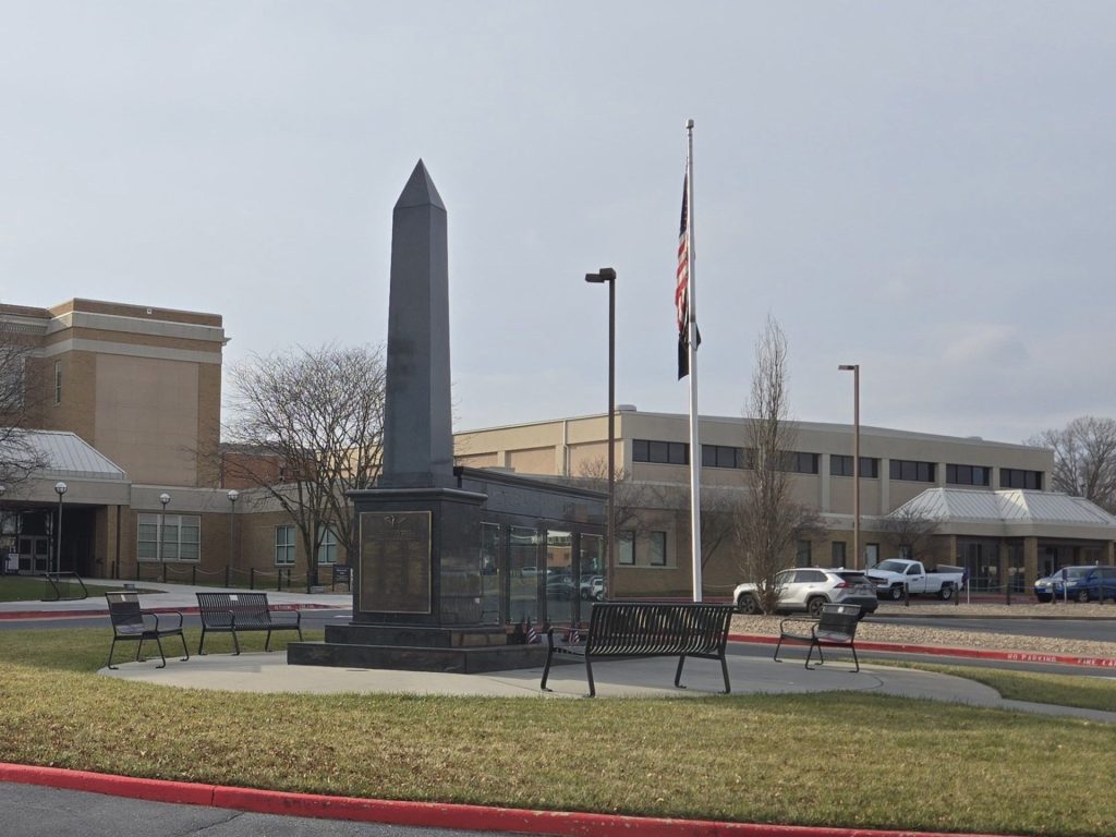 VETERANS MEMORIAL HARRISONBURG SIDE