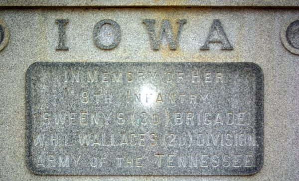 8TH IOWA INFANTRY REGIMENT AT SHILOH MEMORIAL STONE