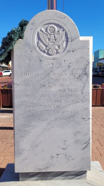IN MEMORY OF AUDIE L. MURPHY WAR MEMORIAL BACK