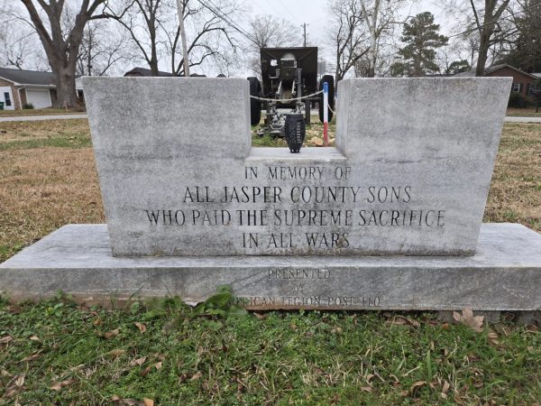 IN MEMORY OF ALL JASPER COUNTY SONS WAR MEMORIAL ETERNAL FLAME