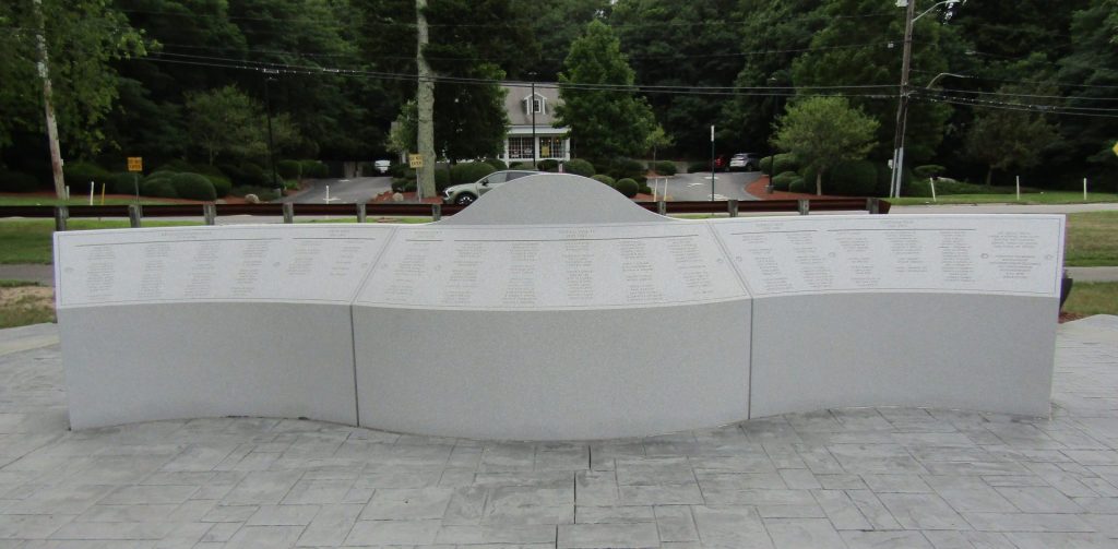 TOWN OF MASHPEE WAR VETERANS MEMORIAL BACK