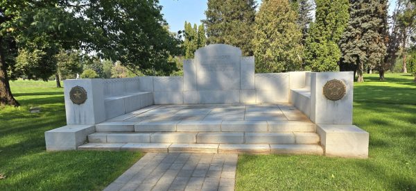 AMERICAN LEGION CENOTGAPH MEMORIAL
