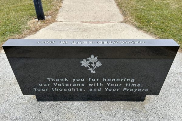BROOKINGS COUNTY VETERANS MEMORIAL STONE B