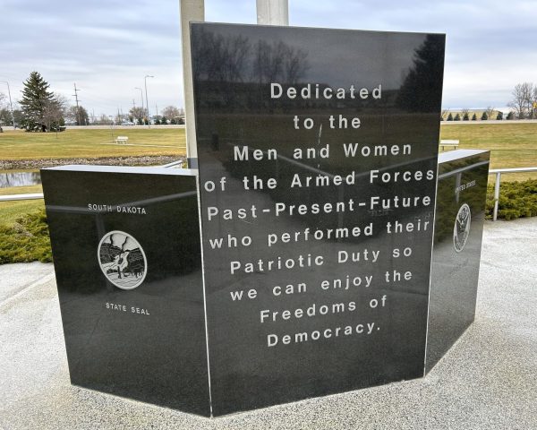 BROOKINGS COUNTY VETERANS MEMORIAL STONE C