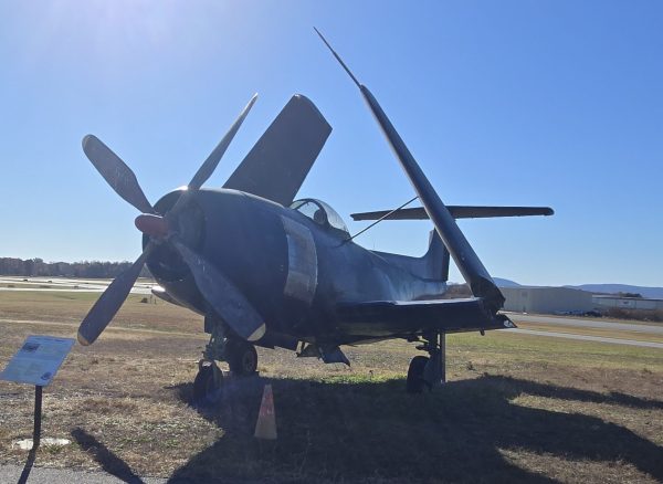 CURTISS XF15C-1 “STINGEREE” WAR MEMORIAL