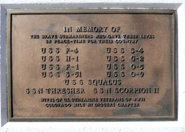 DEDICATED TO THE USS GRAYLING (SS 209) WAR MEMORIAL PLAQUE D