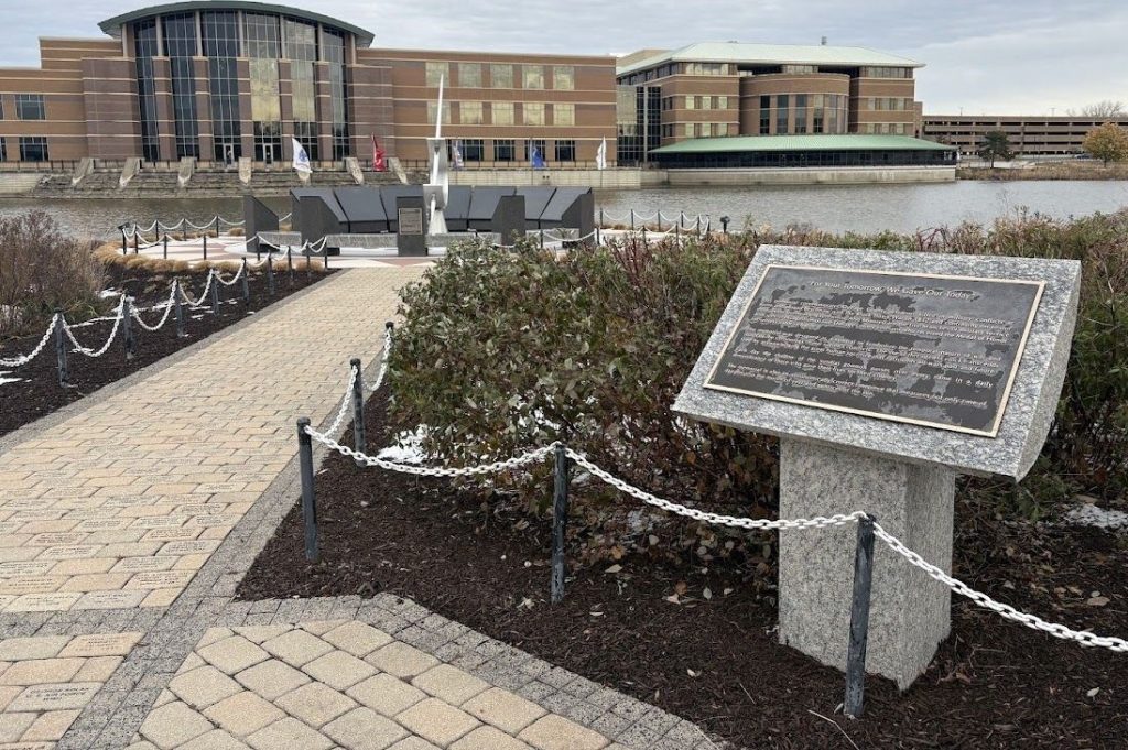 DUPAGE COUNTY VETERANS MEMORIAL OVERVIEW