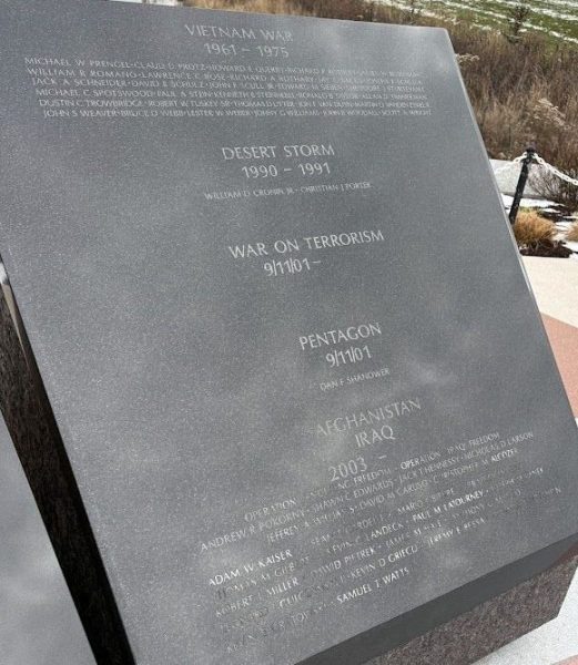 DUPAGE COUNTY VETERANS MEMORIAL STONE G