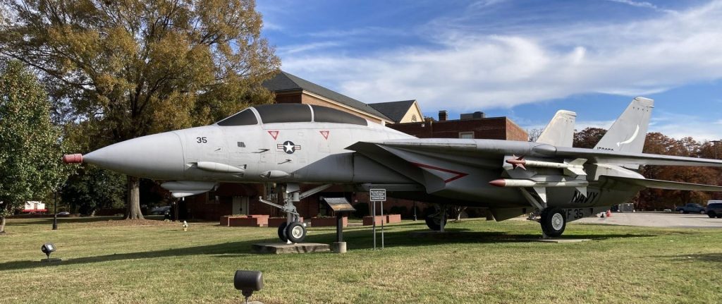 F-14A TOMCAT WAR MEMORIAL