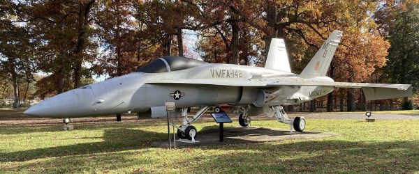 F/A-18 HORNET WAR MEMORIAL
