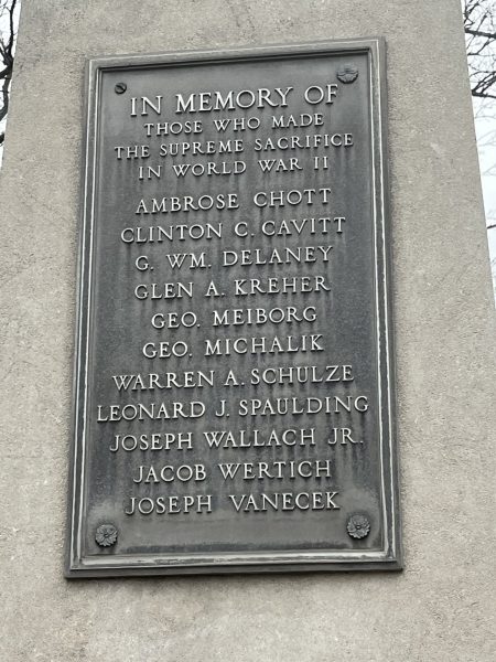 FENTON MISSOURI WORLD WAR II MEMORIAL PLAQUE