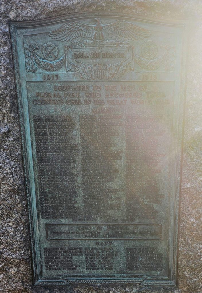 FLORAL PARK GREAT WORLD WAR ROLL OF HONOR MEMORIAL PLAQUE