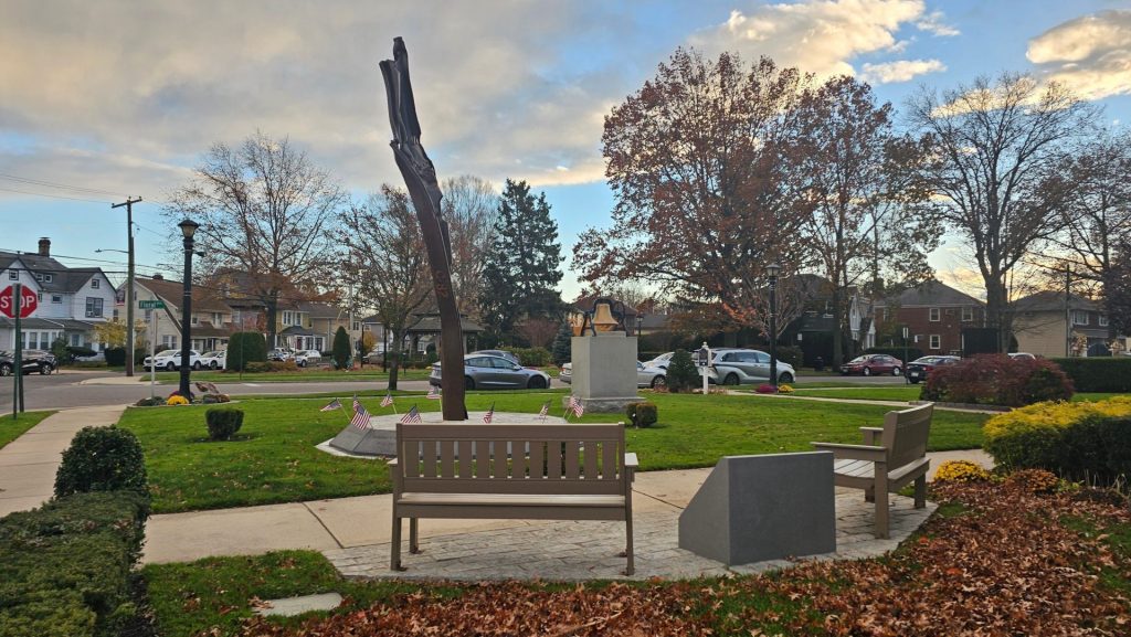 FLORAL PARK SEPTEMBER 11, 2001 MEMORIAL
