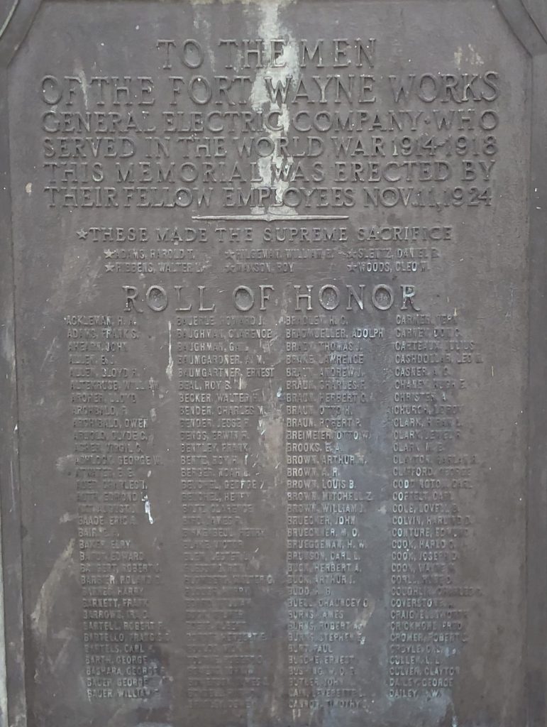 GENERAL ELECTRIC FORT WAYNE WORKS WORLD WAR ROLL OF HONOR MEMORIAL PLAQUE A