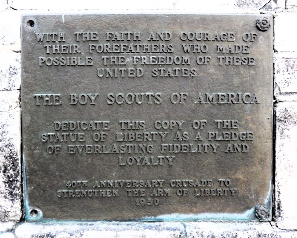 GRUNDY CENTER REPLICA OF THE STATUE OF LIBERTY MEMORIAL PLAQUE