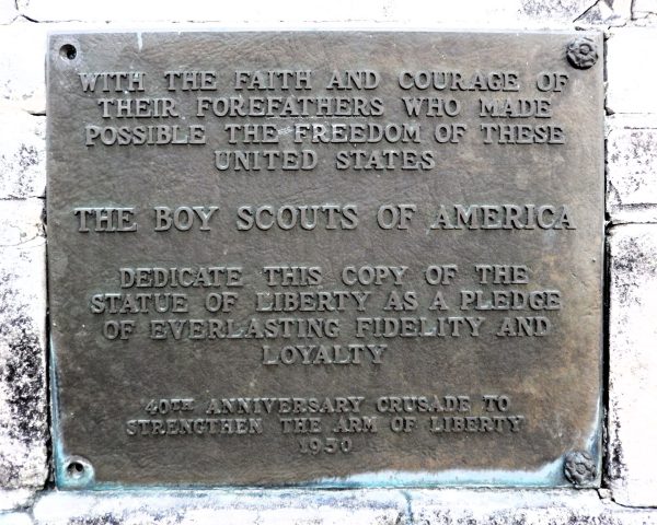 GRUNDY CENTER REPLICA OF THE STATUE OF LIBERTY MEMORIAL PLAQUE