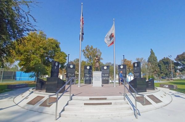 KERN COUNTY WORLD WAR II VETERANS MEMORIAL