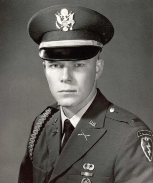 LEVITTOWN VETERANS MEMORIAL WALL PHOTO