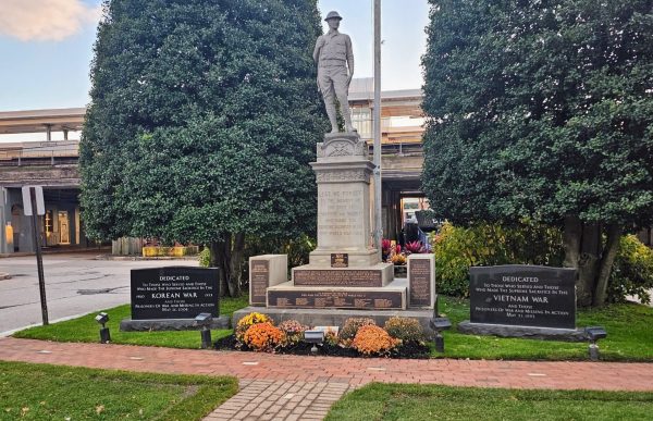 LYNBROOK WAR VETERANS MEMORIAL