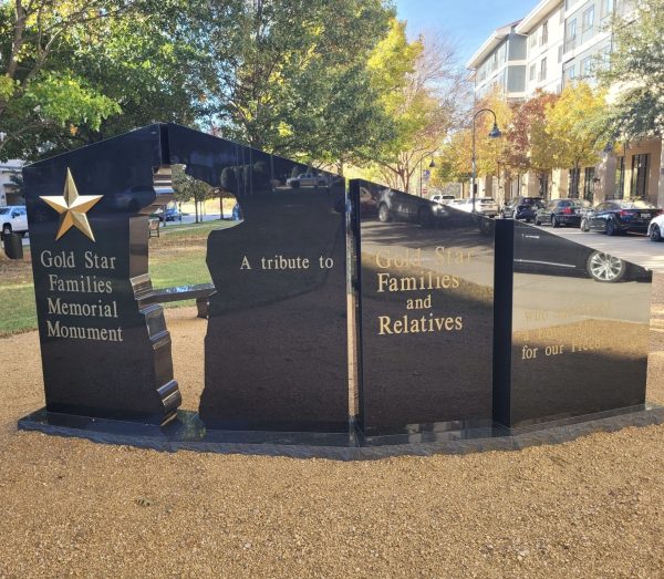 MCKINNEY GOLD STAR FAMILIES MEMORIAL MONUMENT FRONT