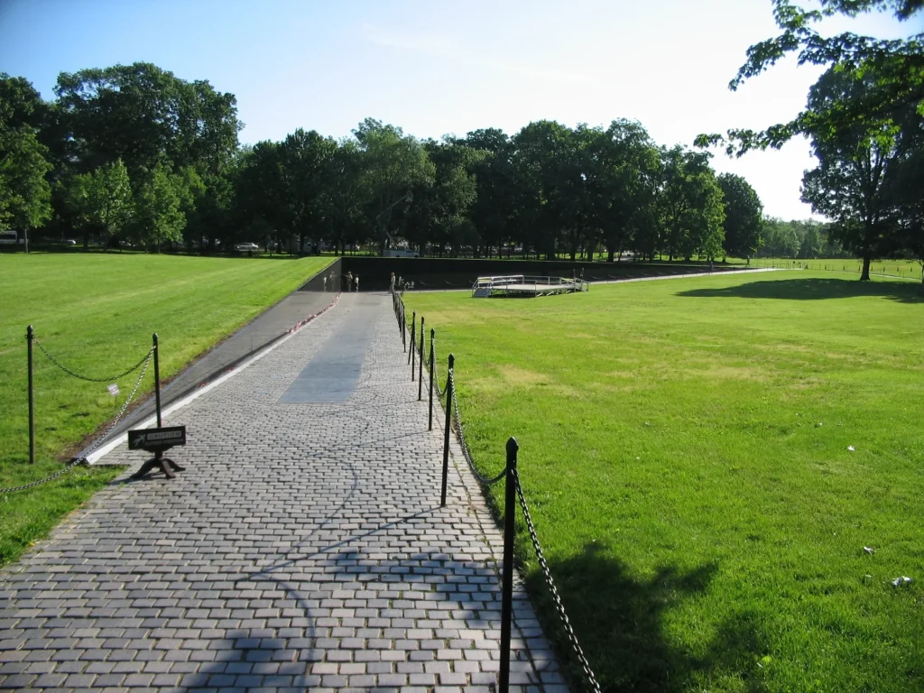 NATIONAL VIETNAM VETERANS MEMORIAL