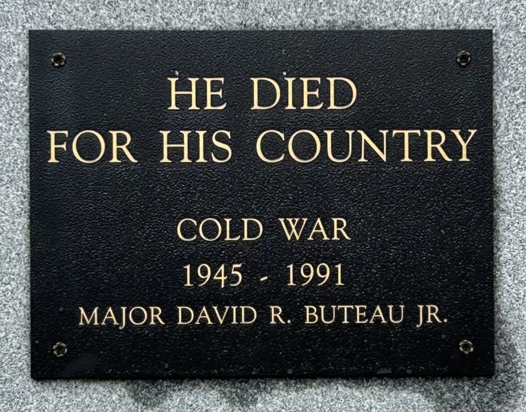 WALTON CEMETERY WAR VETERANS MEMORIAL PLAQUE C