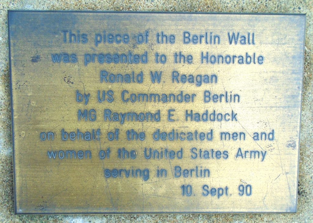 BERLIN WALL MEMORIAL PLAQUE