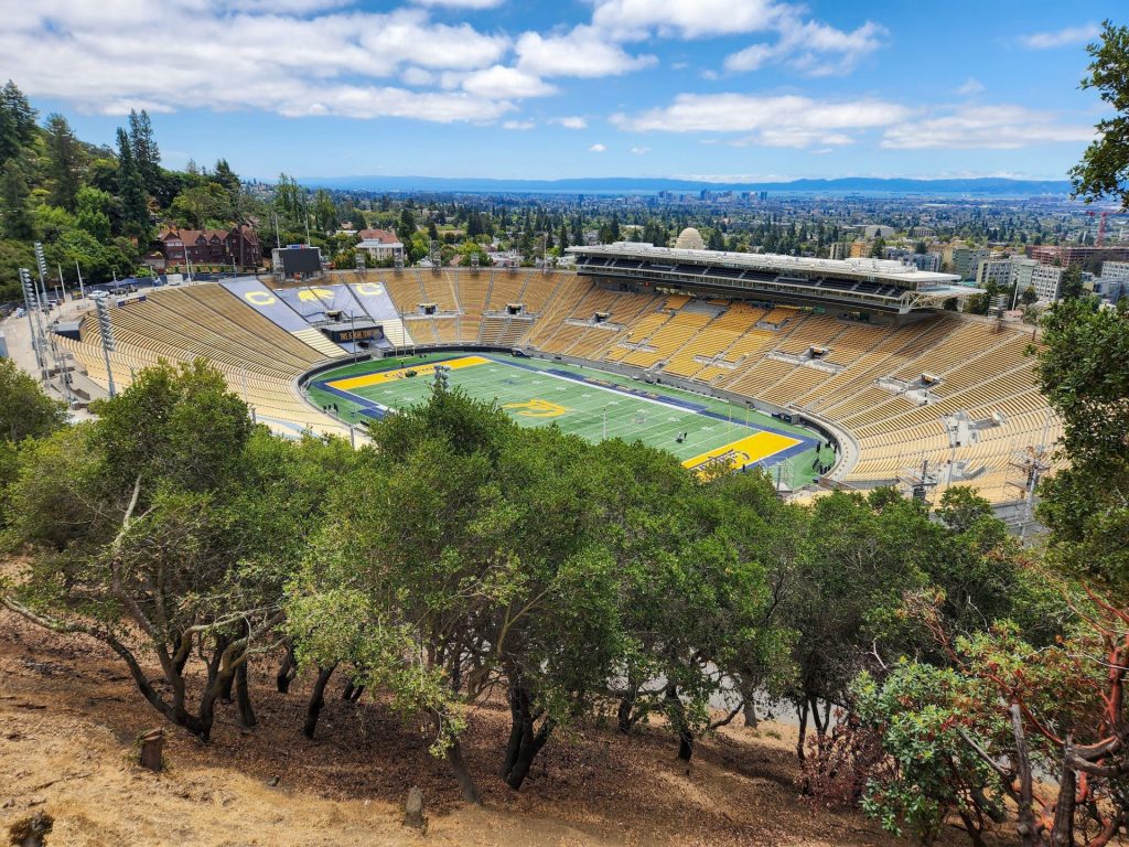 CALIFORNIA MEMORIAL STADIUM OVERVIEW