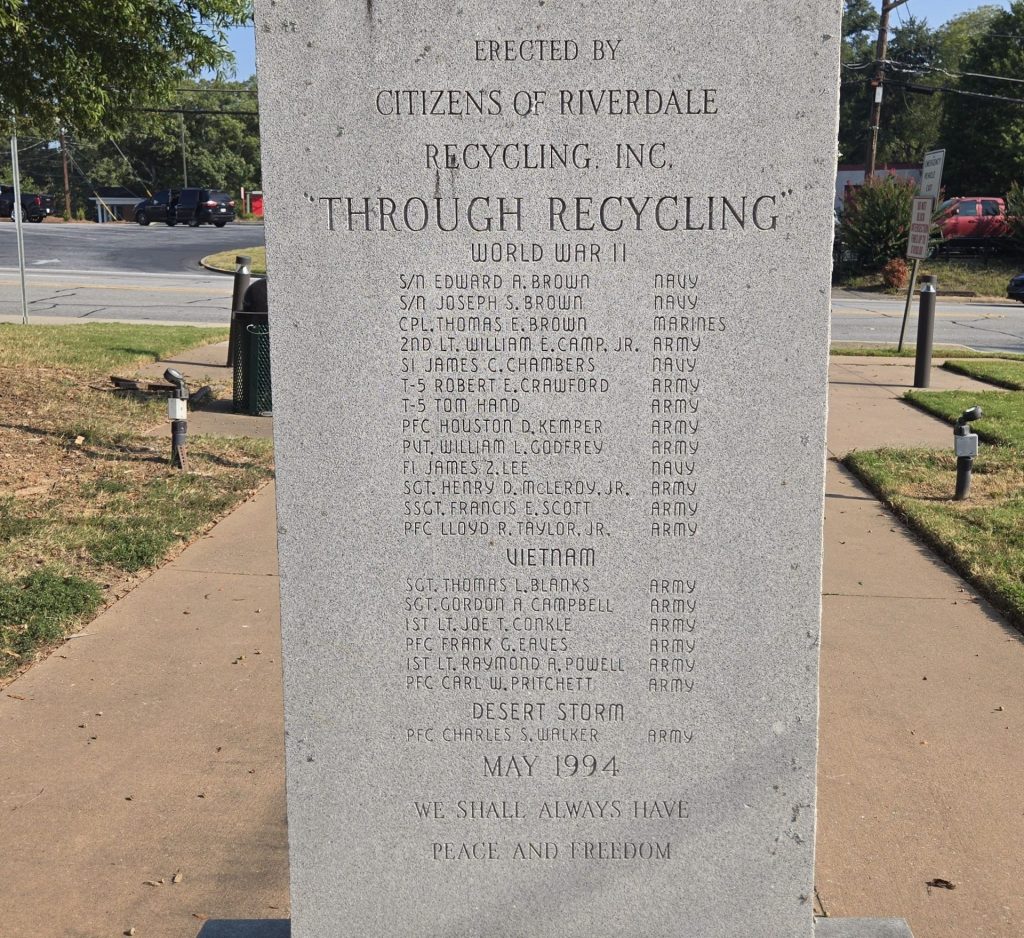 CITIZENS OF RIVERDALE WAR VETERANS MEMORIAL BACK