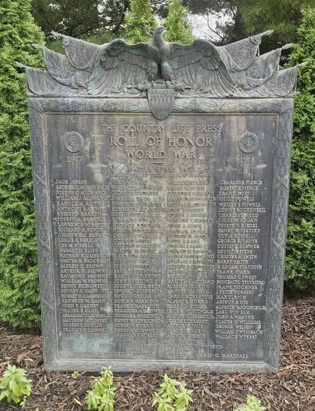 COUNTY LIFE PRESS WORLD WAR ROLL OF HONOR MEMORIAL