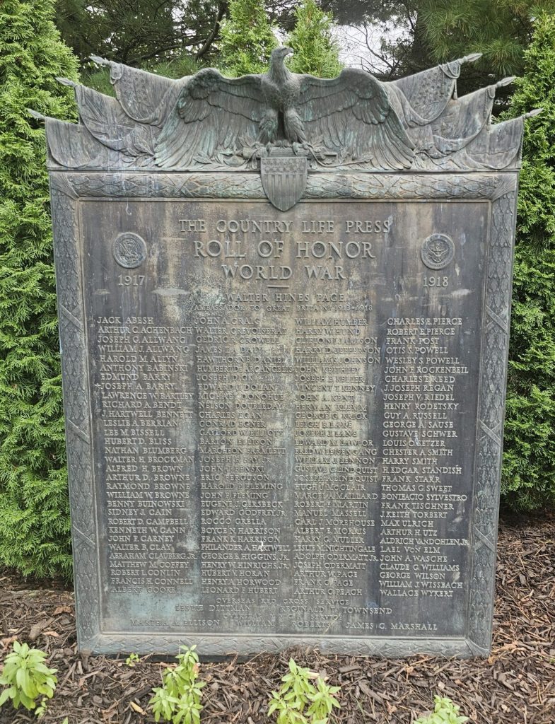 COUNTY LIFE PRESS WORLD WAR ROLL OF HONOR MEMORIAL