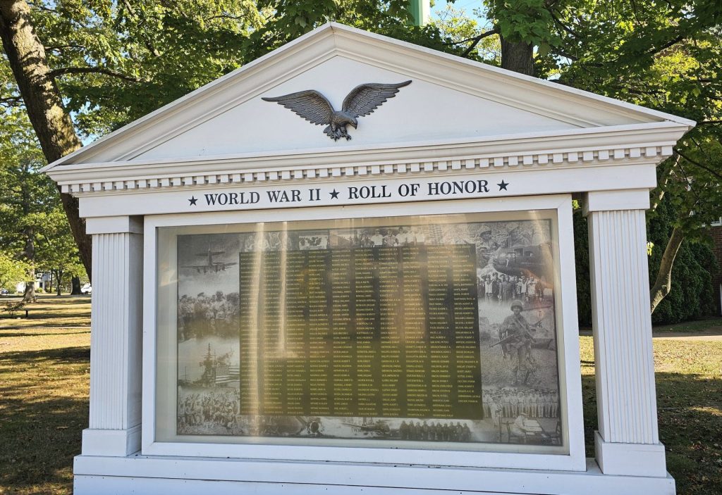 EAST ROCKAWAY WORLD WAR II ROLL OF HONOR MEMORIAL BACK