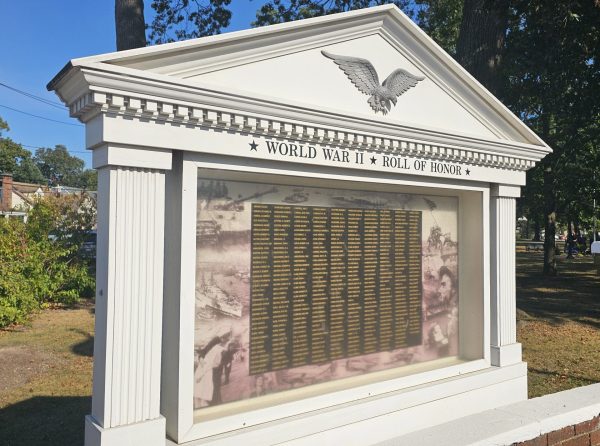 EAST ROCKAWAY WORLD WAR II ROLL OF HONOR MEMORIAL FRONT