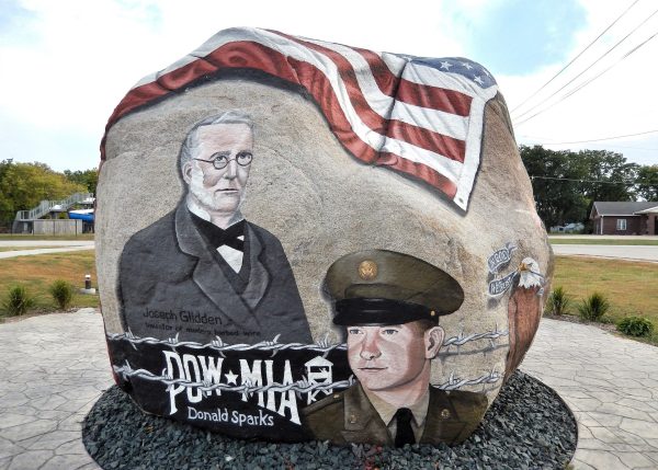 GLIDDEN LIBERTY ROCK VETERANS MEMORIAL SIDE B