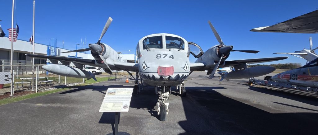 GRUMMAN OV-1D MOHAWK WAR MEMORIAL