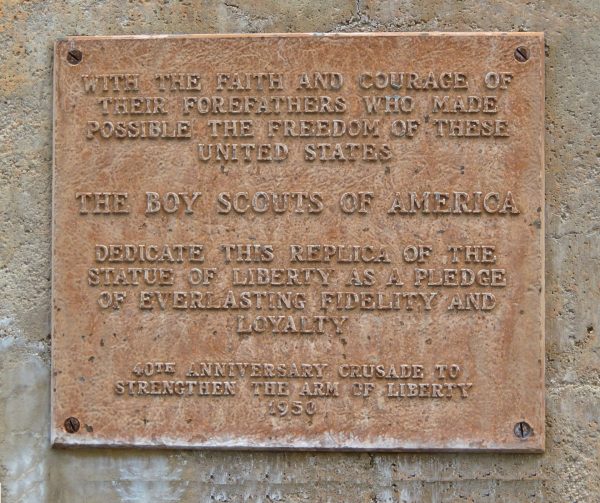 HASTINGS, NE REPLICA OF THE STATUE OF LIBERTY MEMORIAL PLAQUE