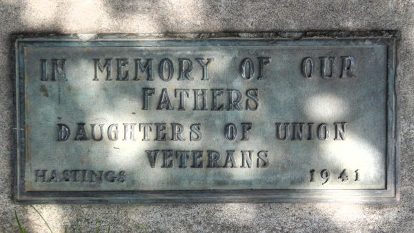 IN MEMORY OF OUR FATHERS WAR MEMORIAL TREE PLAQUE