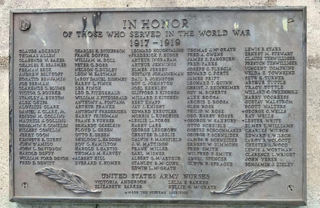 LIVINGTSTON MANOR WORLD WAR HONOR ROLL MEMORIAL PLAQUE