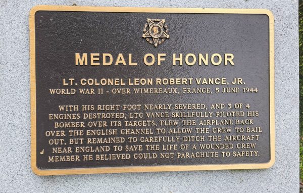 MEDAL OF HONOR LT. COLONEL LEON ROBERT VANCE, JR. MEMORIAL PLAQUE
