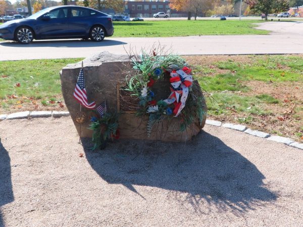 NORTH STONINGTON KOREAN VETERANS MEMORIAL