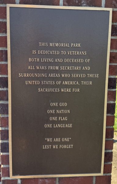 SECRETARY VETERANS PARK MEMORIAL PLAQUE B