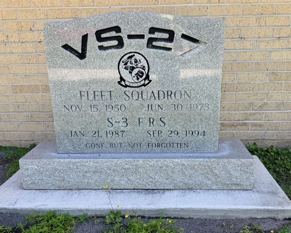VS-27 FLEET SQUADRON MEMORIAL STONE