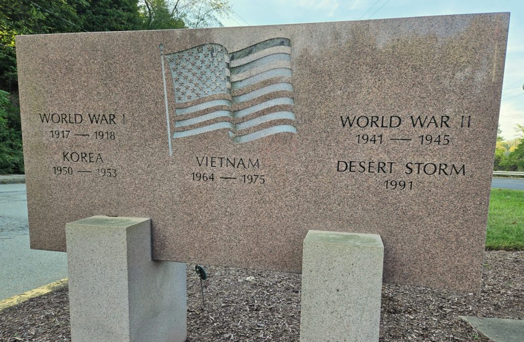 VERONA WAR VETERANS MEMORIAL STONE BACK