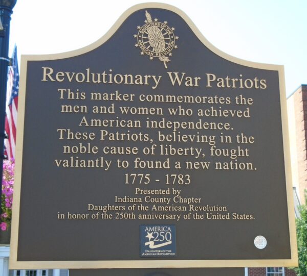 REVOLUTIONARY WAR PATRIOTS MEN AND WOMEN MEMORIAL MARKER INDIANA