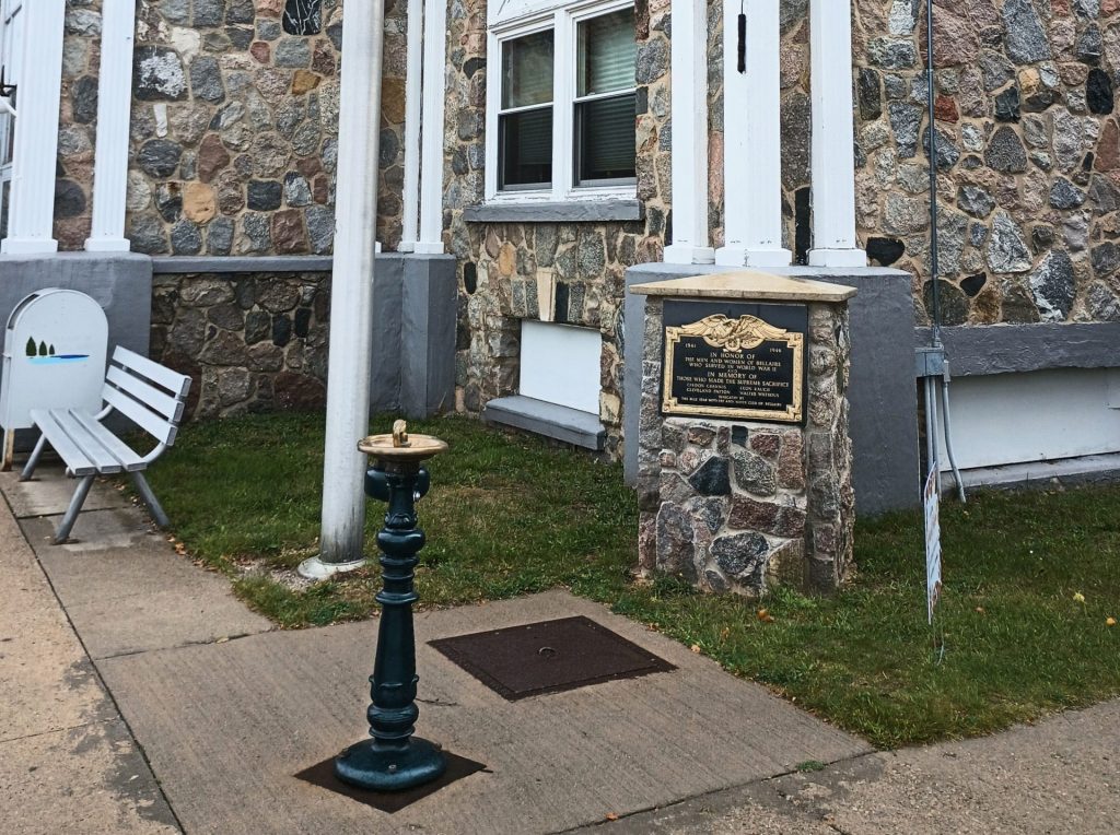 BELLAIRE WORLD WAR II MEMORIAL STONE