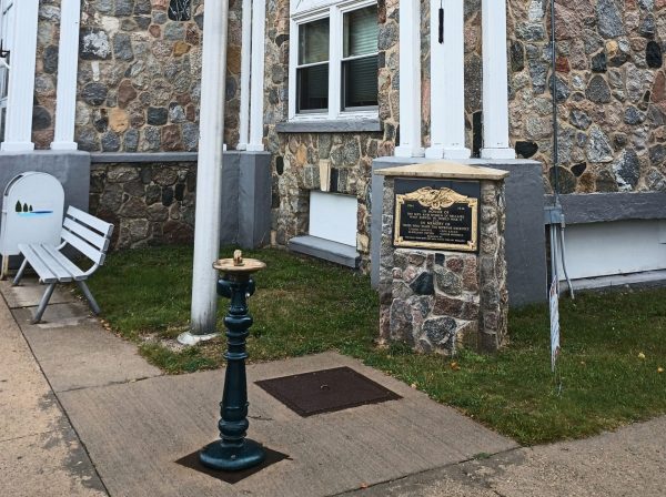 BELLAIRE WORLD WAR II MEMORIAL STONE